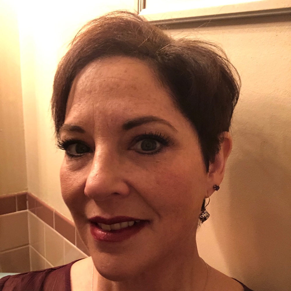 Meet your Posher, Christine